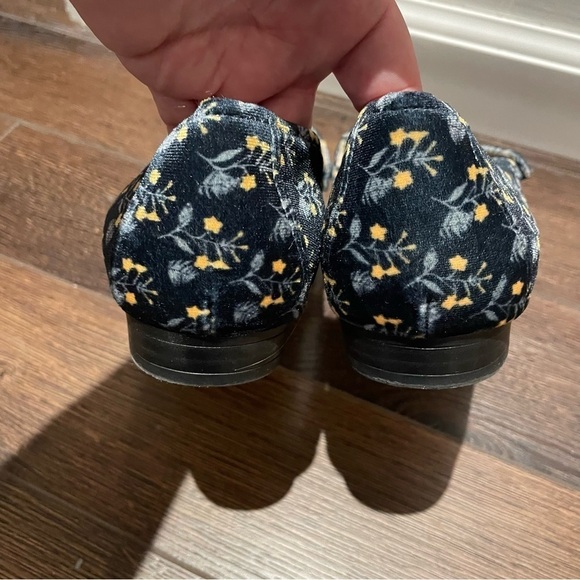 Cabi Carnaby Floral Blue Velvet Gold Horsebit Loafer Flats Preppy Retro US 9 - Picture 7 of 13